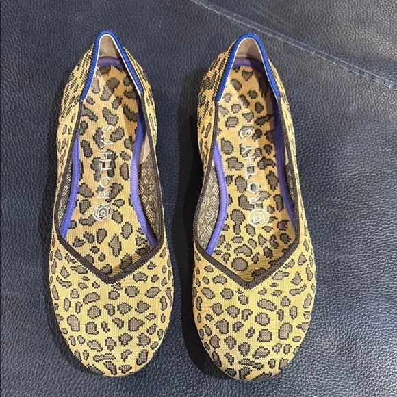 Rothy's Leopard Print Women's Flats - Picture 1 of 2